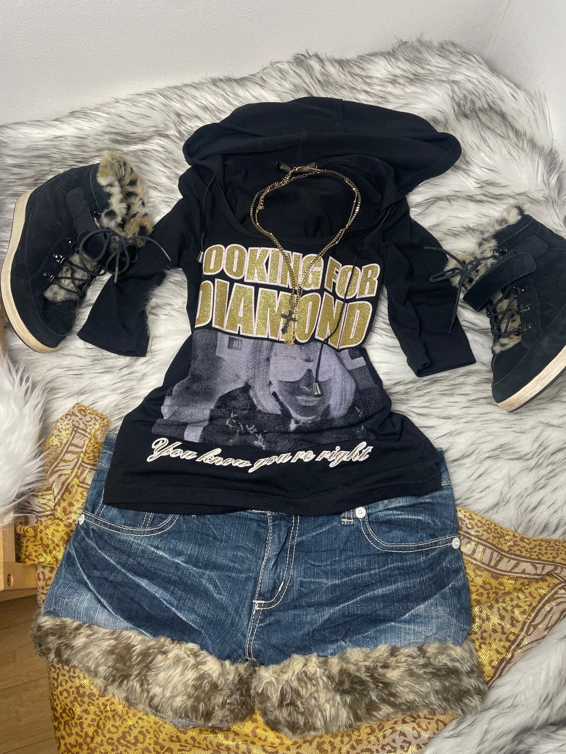 빈티지 갸루 골드 블랙 후드티 상품이미지1