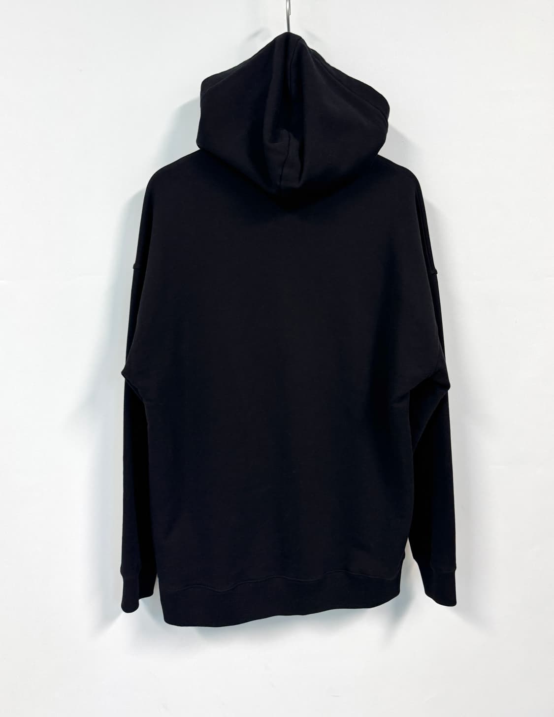 GIVENCHY 지방시 크랙 로고 블랙 후드티셔츠 S 상품이미지2