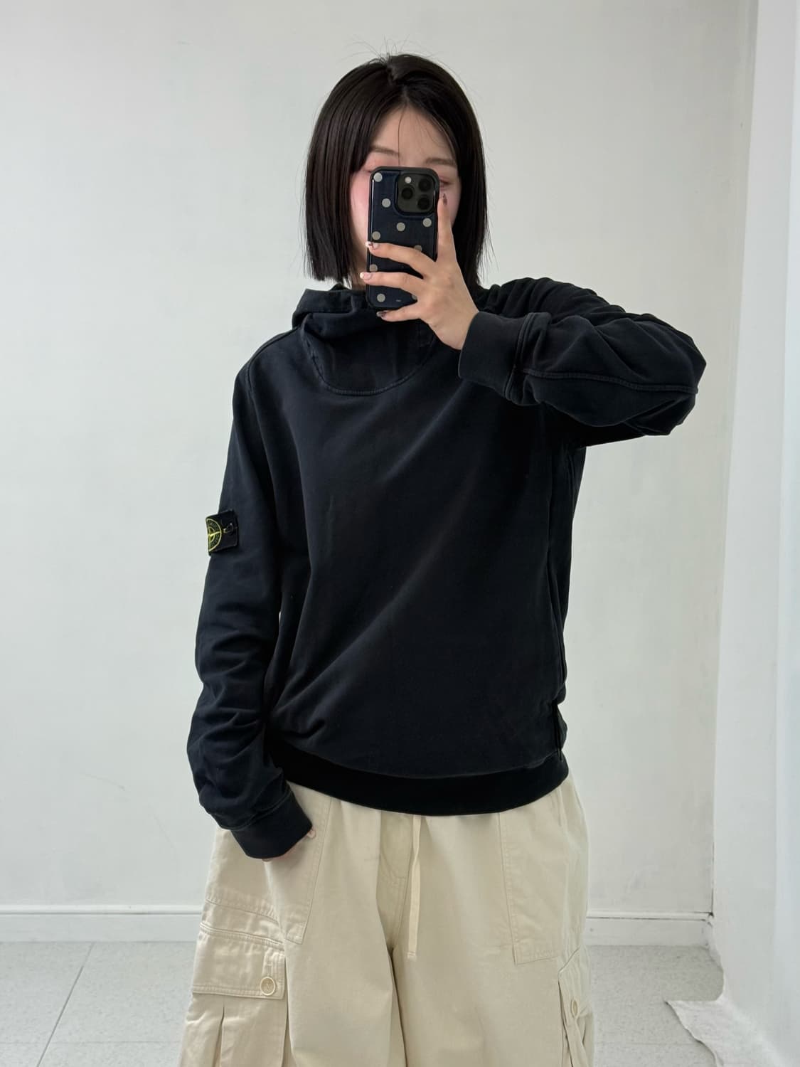 스톤아일랜드 블랙 후드티 상품이미지2