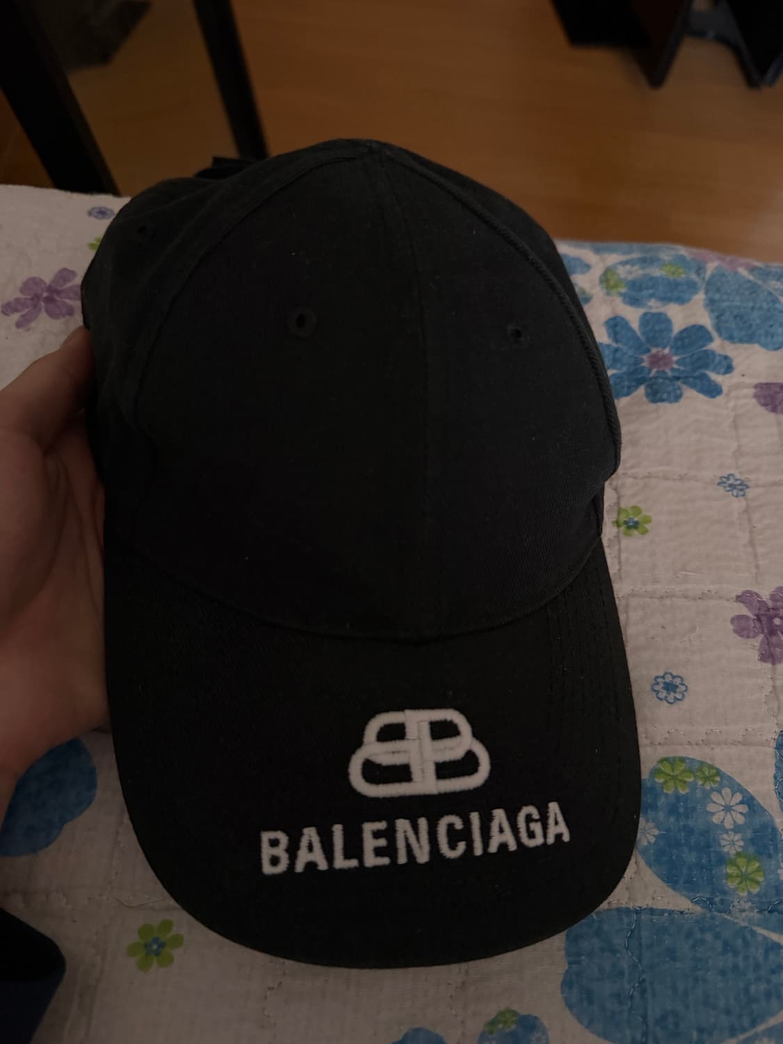 발렌시아가 bb로고 모자 상품이미지1