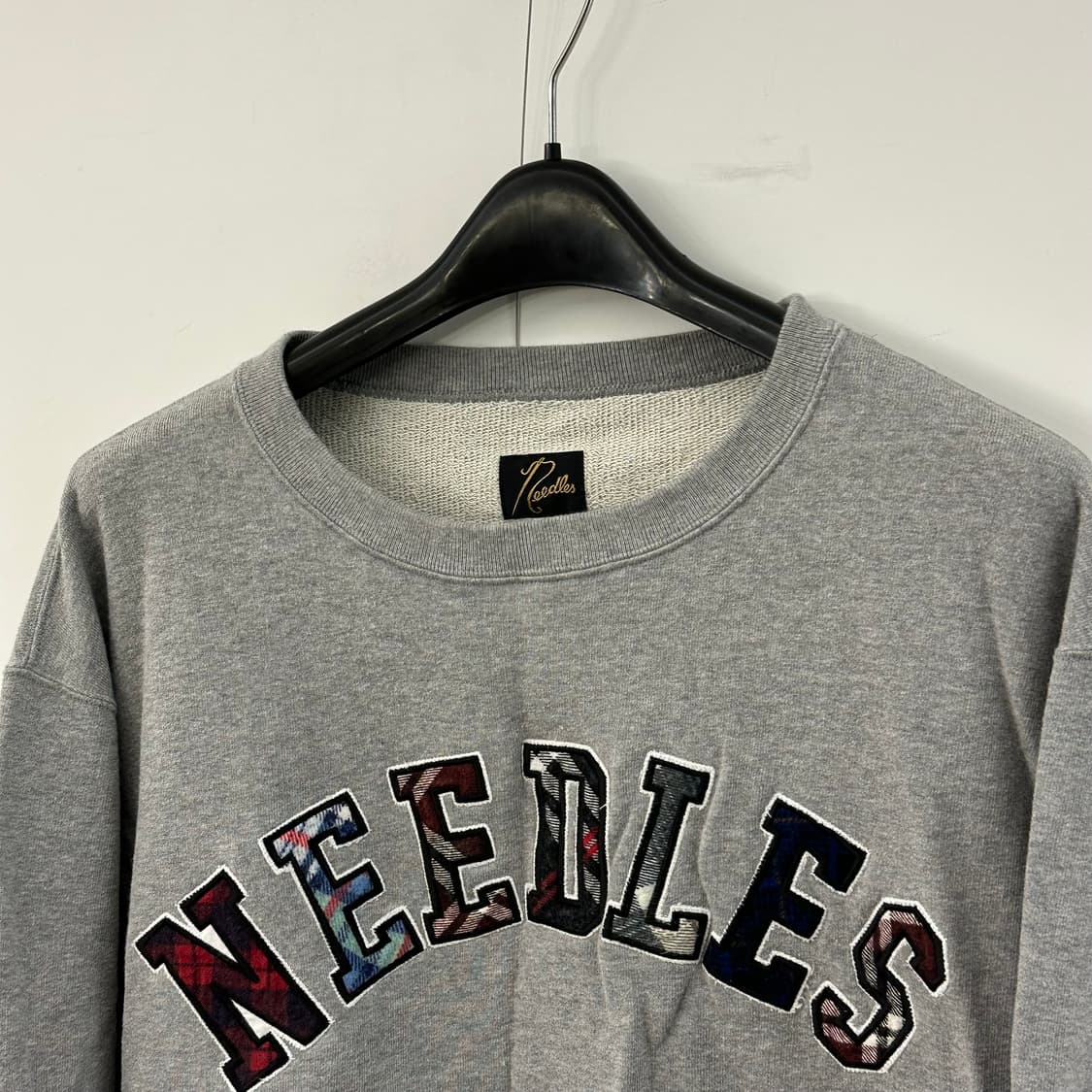 니들스 맨투맨 XL사이즈  상품이미지2