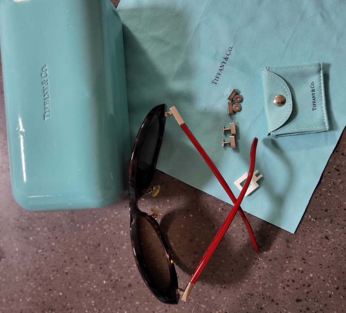 (정품)티파니 선글라스 스페셜 에디션 풀세트+다리 교체용 실버2종 세트 상품이미지3