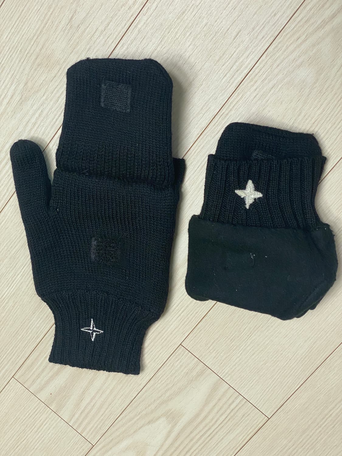 [스톤아일랜드] 니트 장갑 상품이미지8