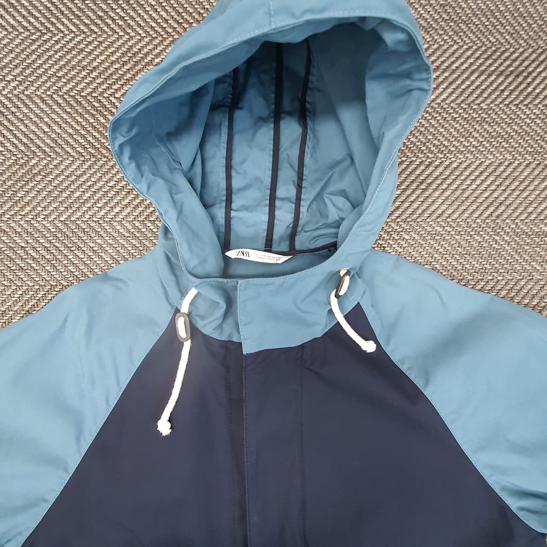 자라 칼라블록 간절기 후드집업 자켓 남자105~110 상품이미지8