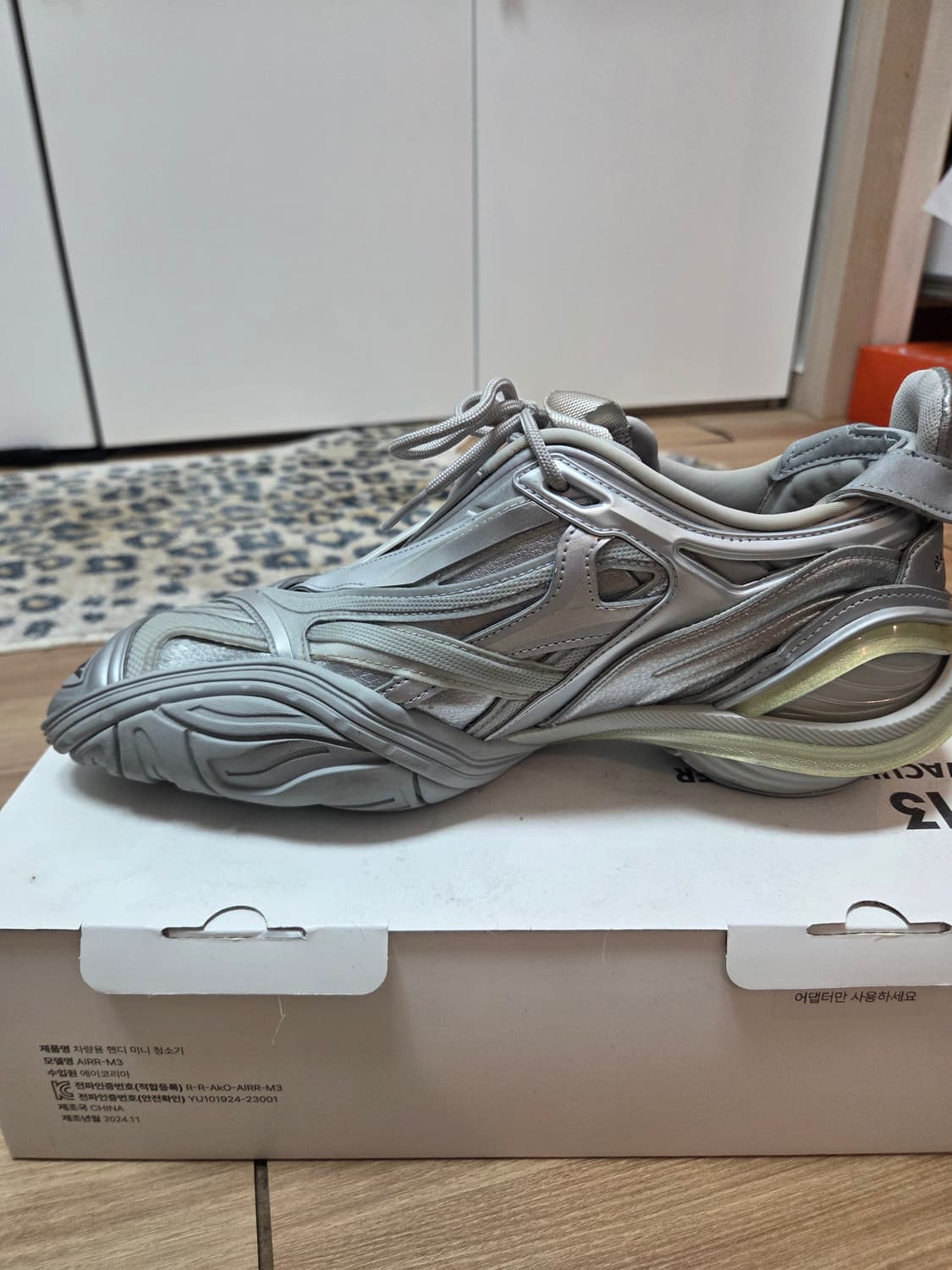 발렌시아가 타이렉스 실버 상품이미지2