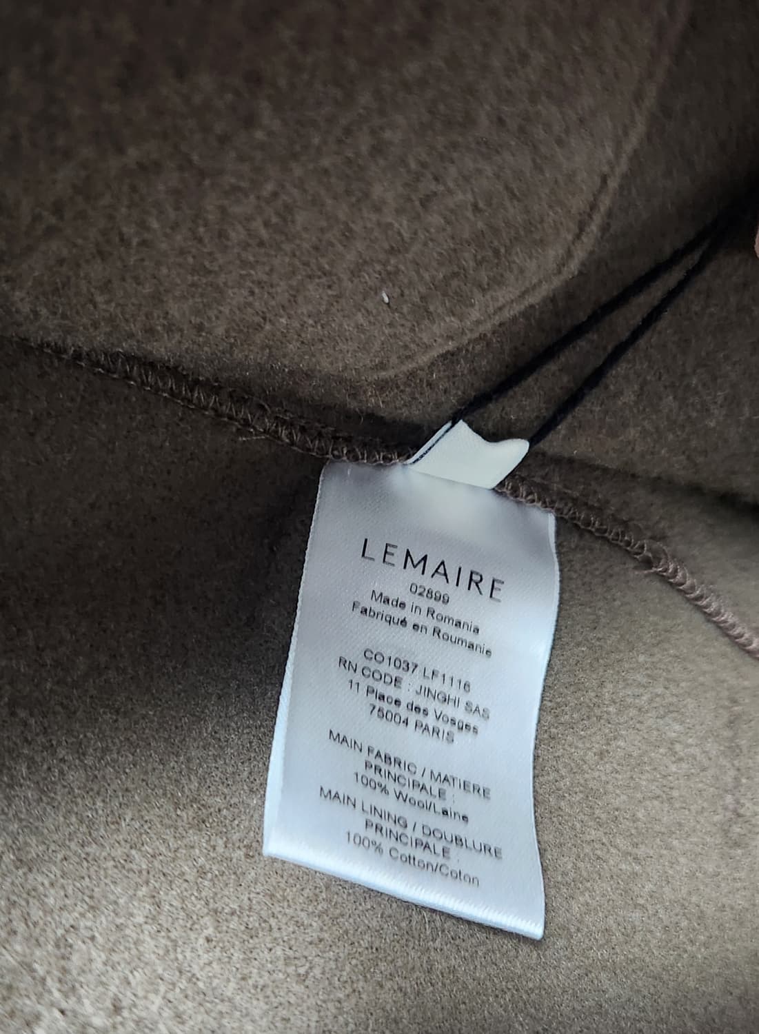 르메르 25FW 랩코트 다크스쿼럴 S 사이즈 판매합니다 상품이미지4
