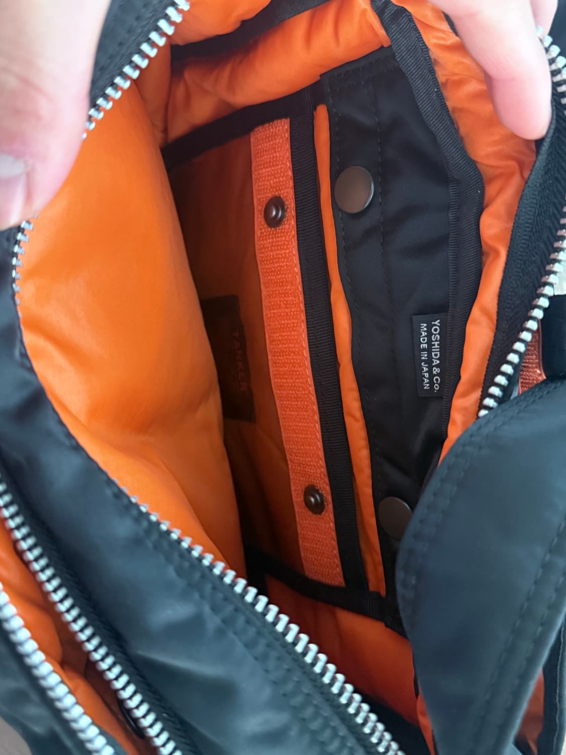 포터 탱커 숄더백 라지 블랙 상품이미지2