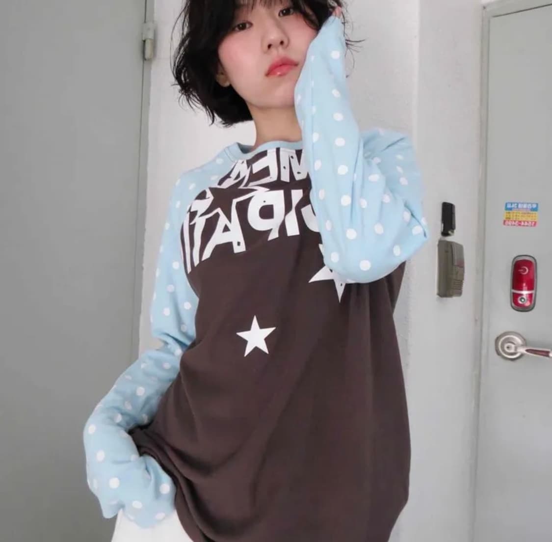 배색 레터링 도트 루즈핏 래글런 긴소매티셔츠 민트 도트 롱슬리브 상품이미지1