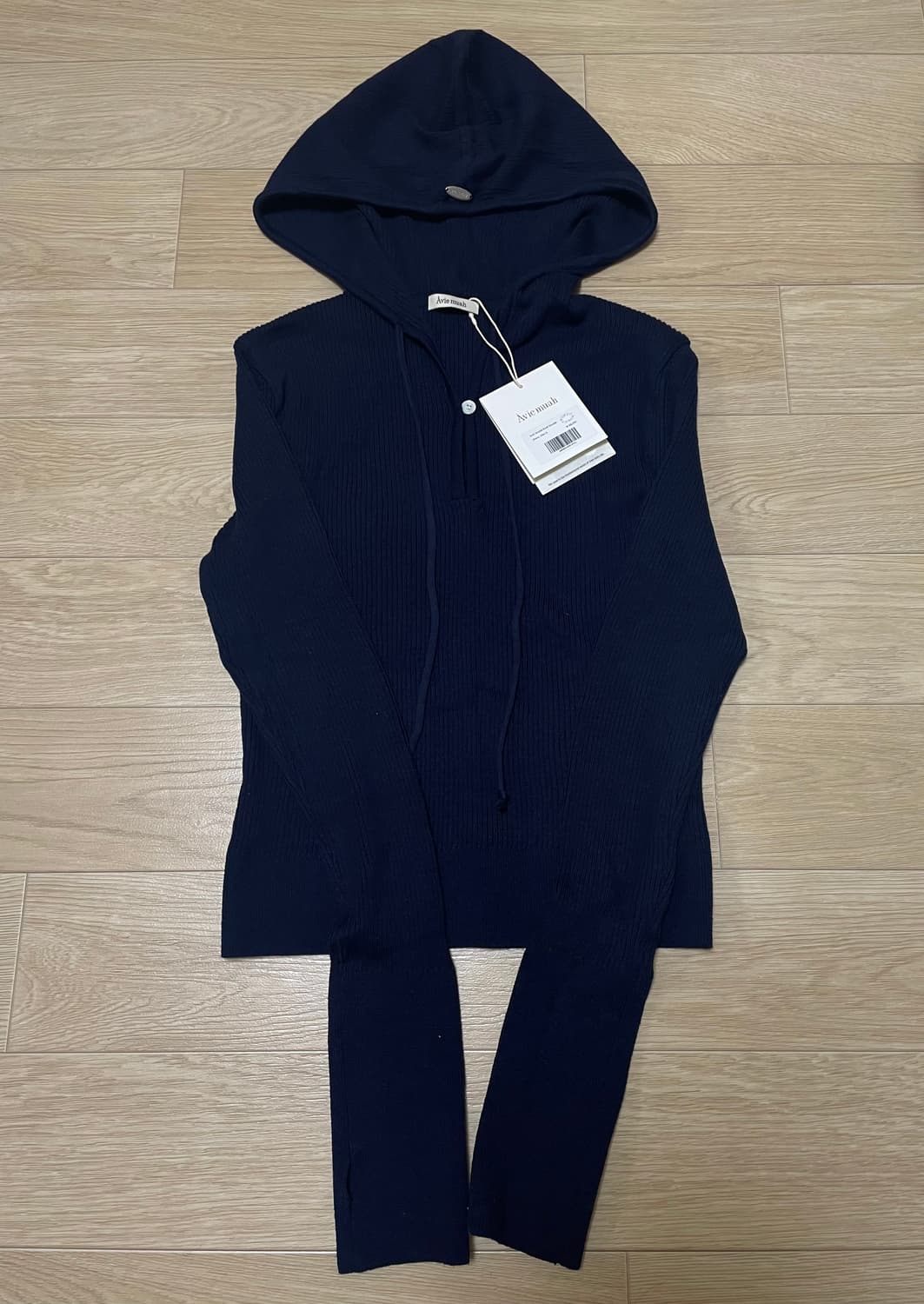아비에무아 니트 후디 상품이미지2