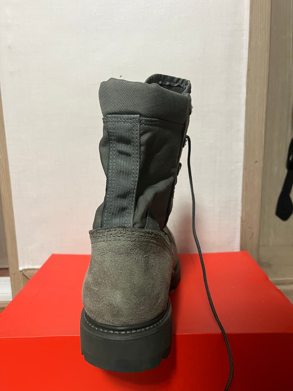 🥵희귀색상🥵 밀리터리 메탈토 부츠 sage green 11 상품이미지3