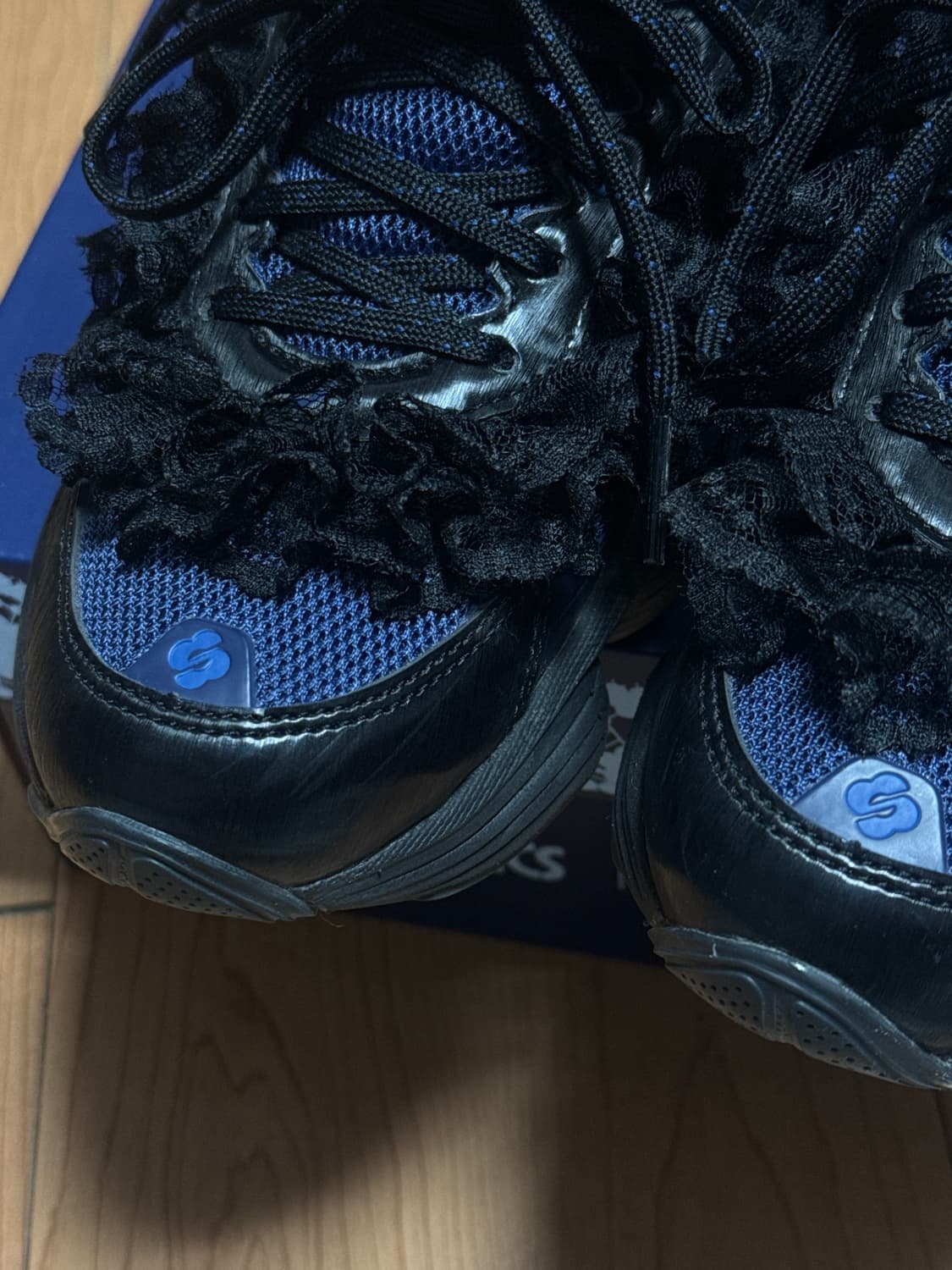 아식스 x 슈슈통 젤 키네틱 플루언트 블루 익스팬스 모나코 블루 240 상품이미지2