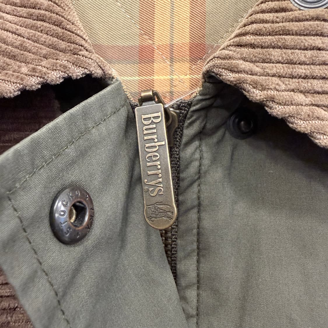 버버리 빈티지 코듀로이카라 워크자켓 상품이미지2