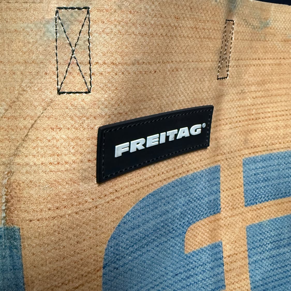 프라이탁 F52 마이애미 바이스 상품이미지5