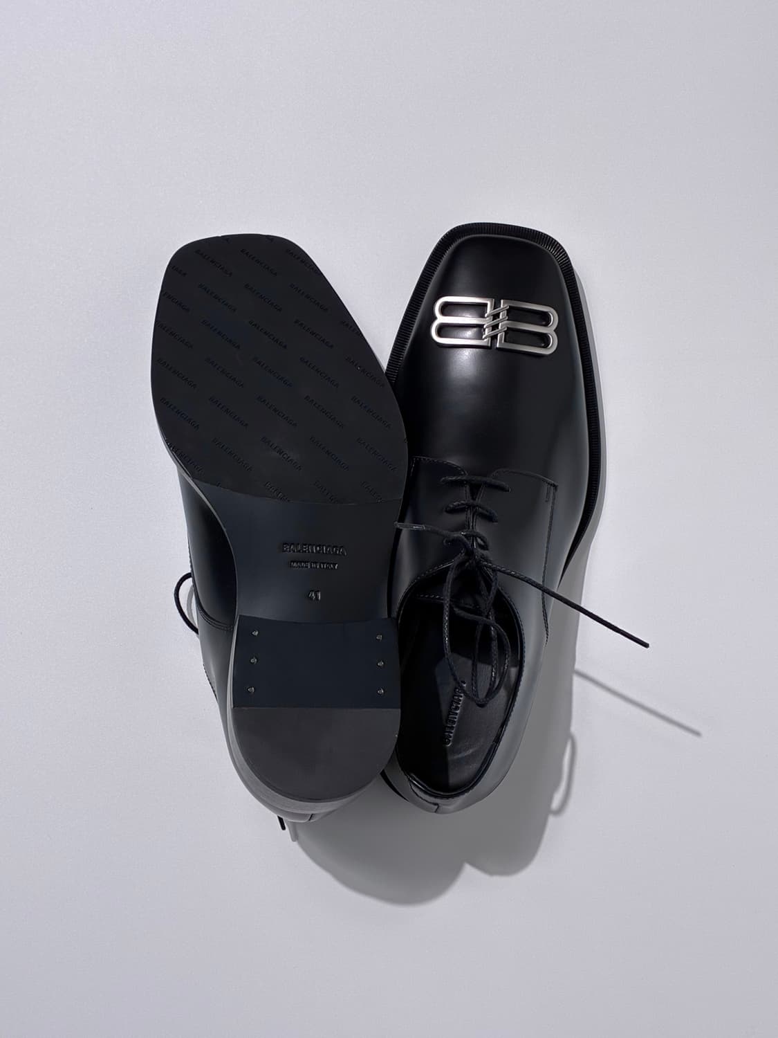 발렌시아가 BB 아이콘 더비 슈즈 블랙 41사이즈 상품이미지3
