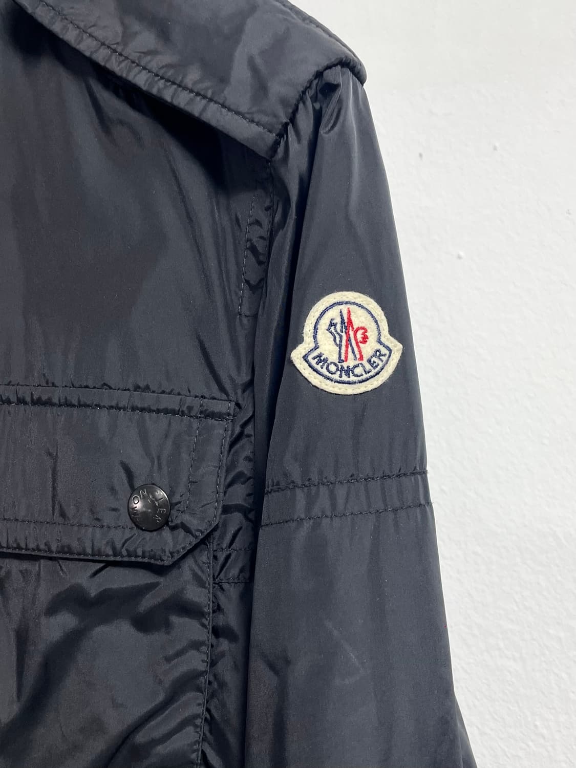몽클레어 블랙 레즈 레인 바람막이 (on.519) 상품이미지4