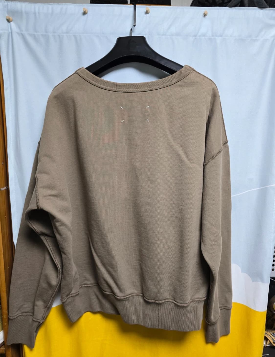 마르지엘라 넘버링 맨투맨 상품이미지1