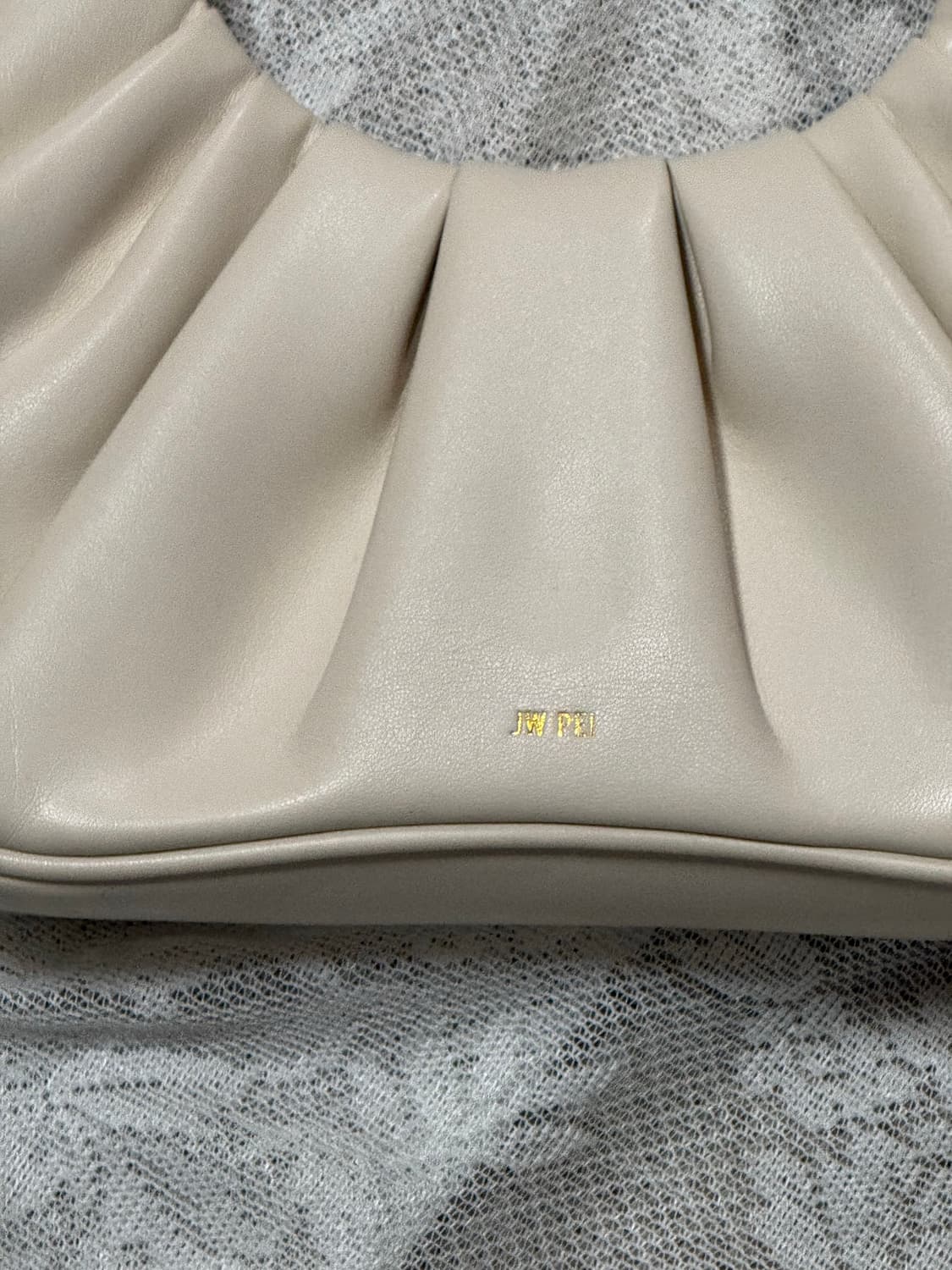 JW PEI 쥬 페이 가비 셔링 호보백 상품이미지5