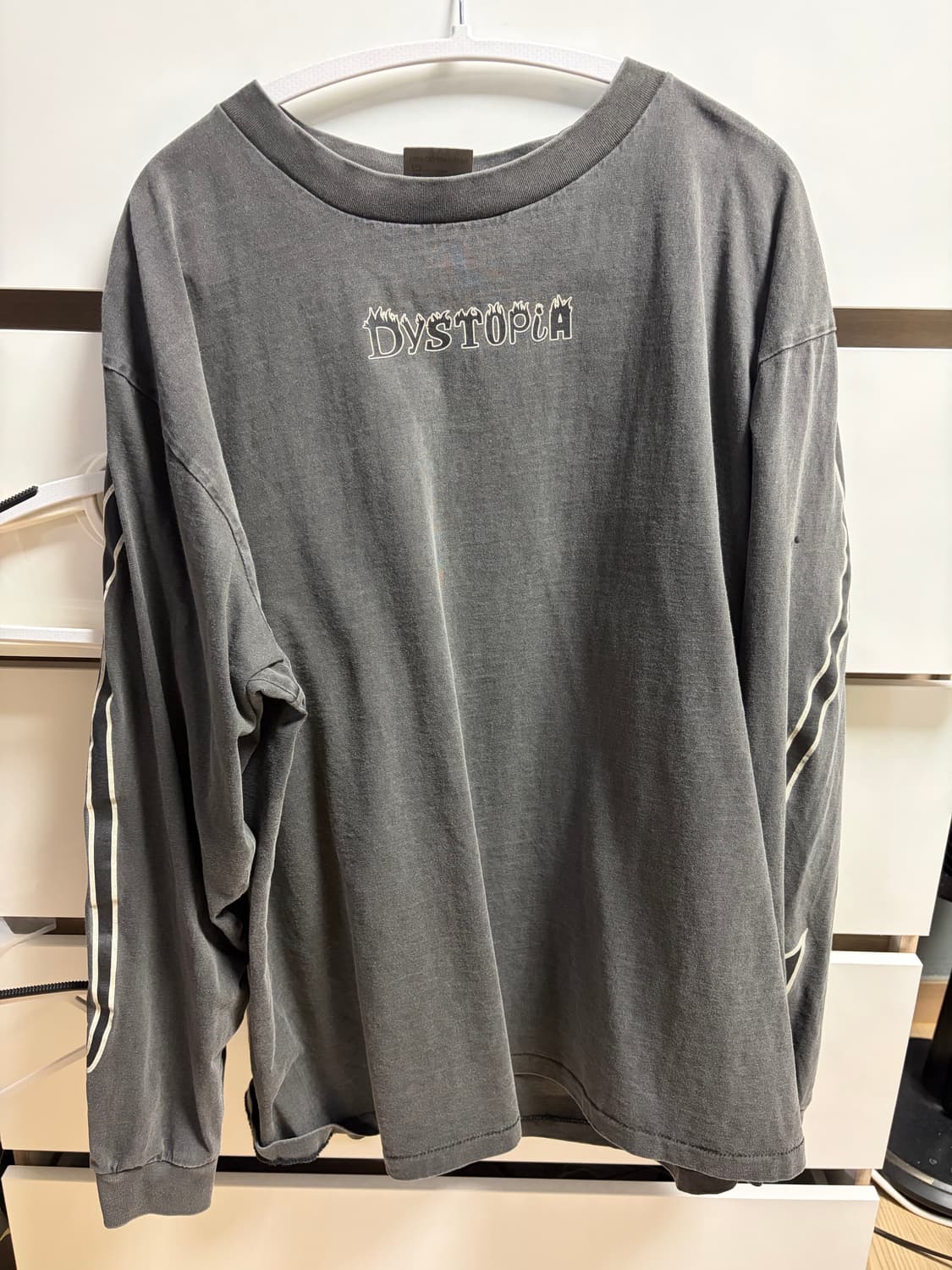 (L) 로컬스 온리 디스토피아 롱슬리브 상품이미지4