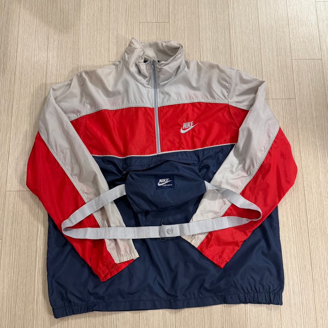NIKE VINTAGE WINDBREAKER 상품이미지2