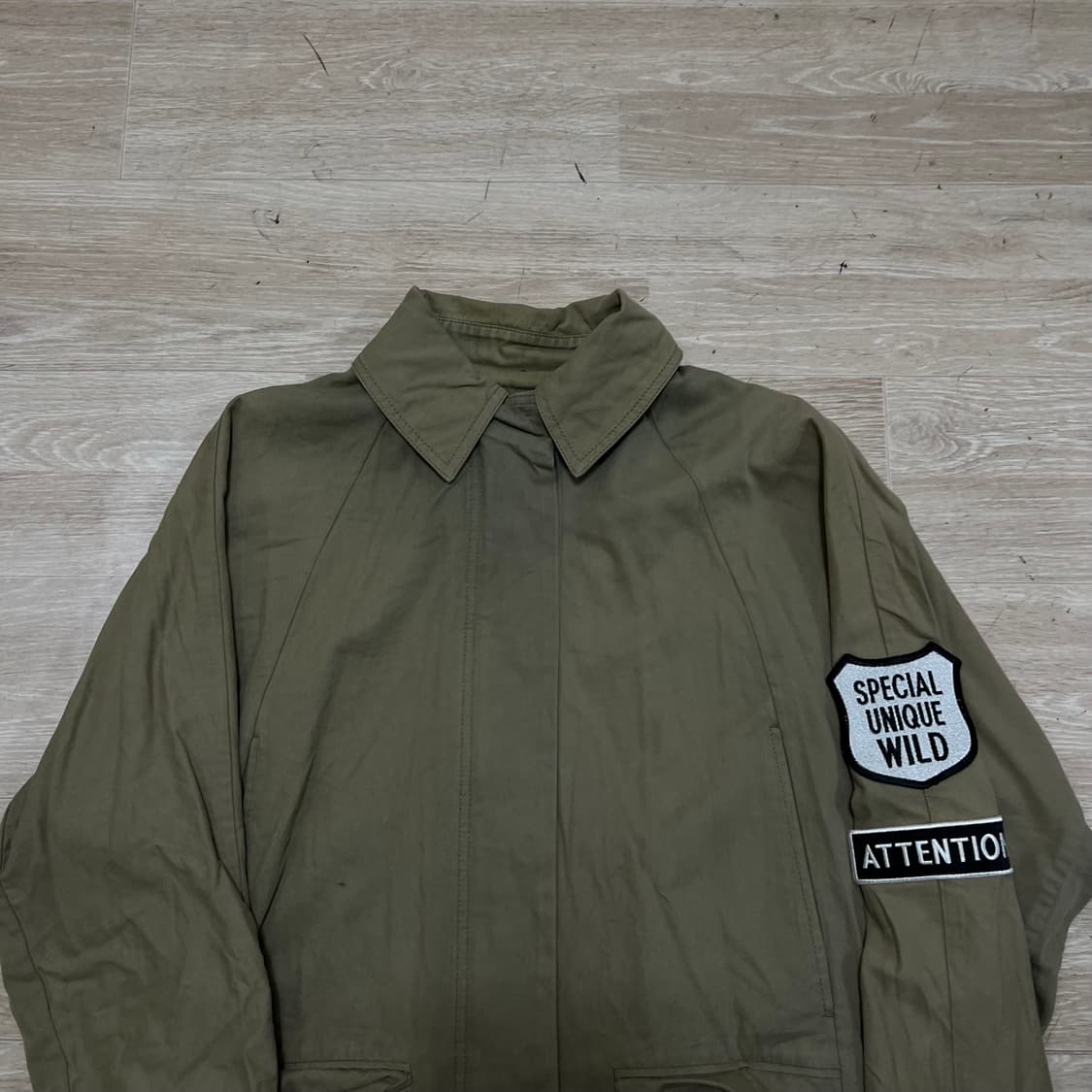 톰보이 와펜 패치 코튼 야상 트렌치 맥코트 [카키] 85-92-160 상품이미지2