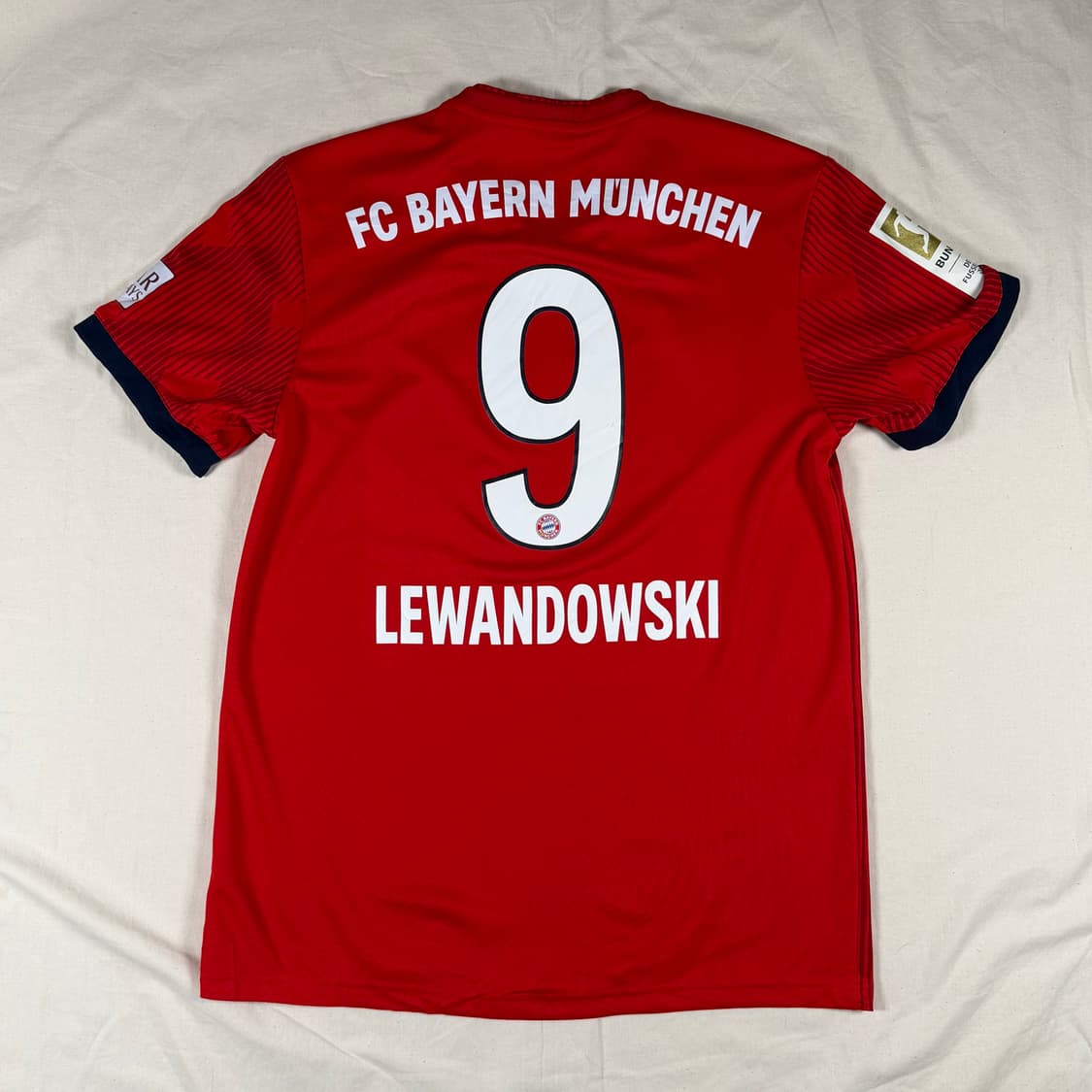 18-19 아디다스 바이에른 뮌헨 레반도프스키 축구 유니폼 상품이미지5