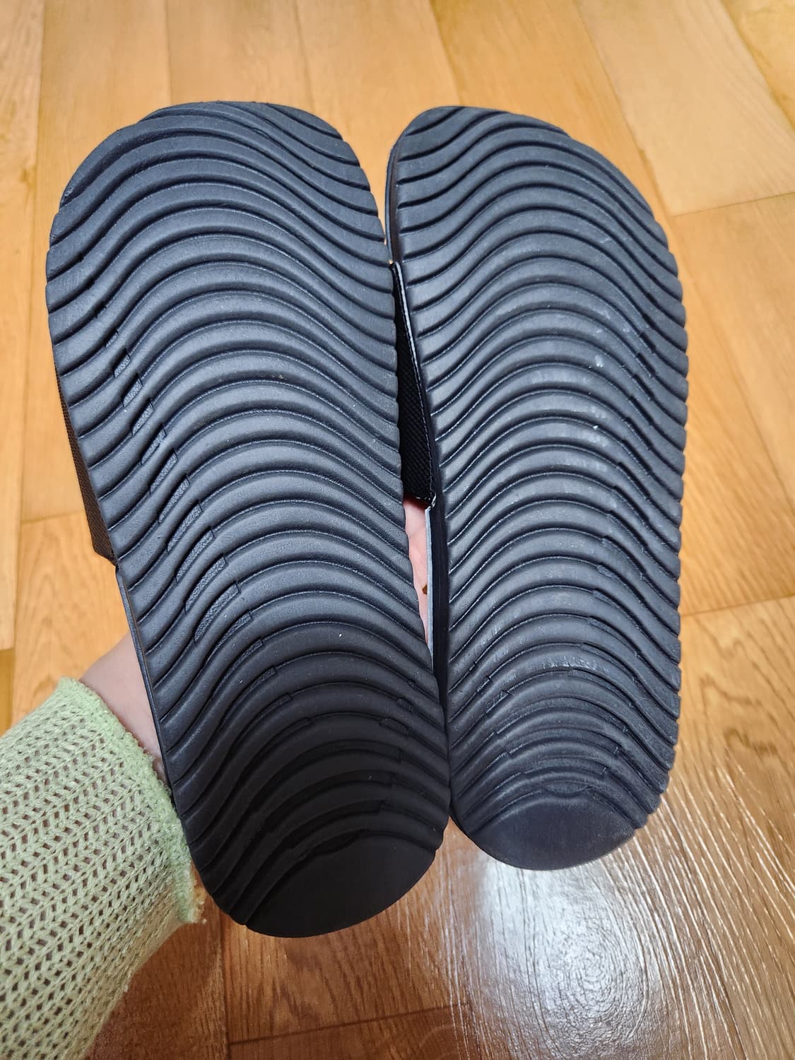 나이키 슬리퍼  235 상품이미지2