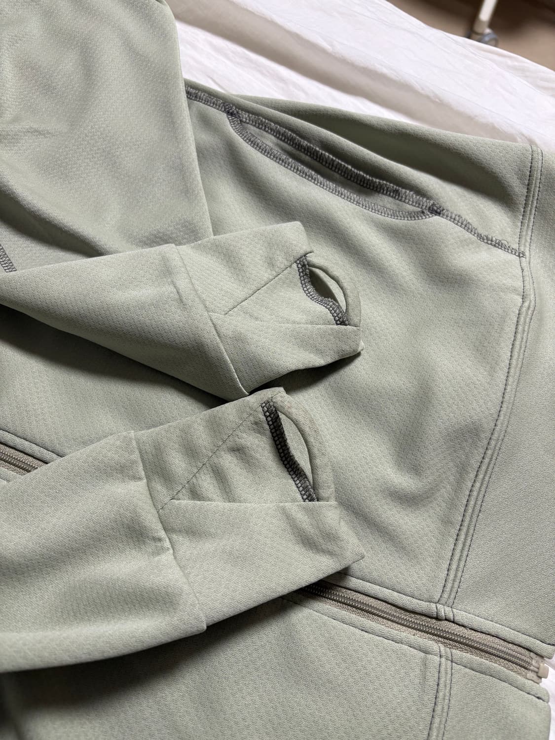 OVERLOCK MESH ZIP-UP 3사이즈 상품이미지4