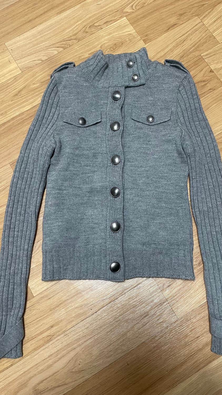 긱시크 하프넥 버튼 가디건 상품이미지1