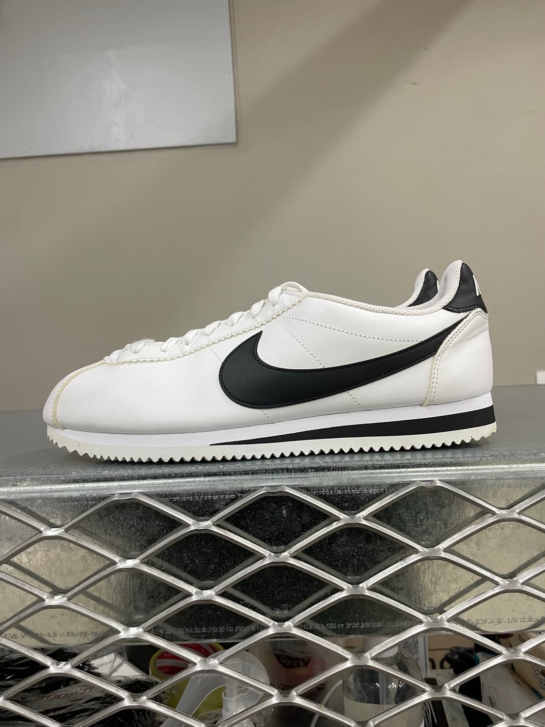 나이키 클래식 코르테즈 화이트 블랙 280 상품이미지1