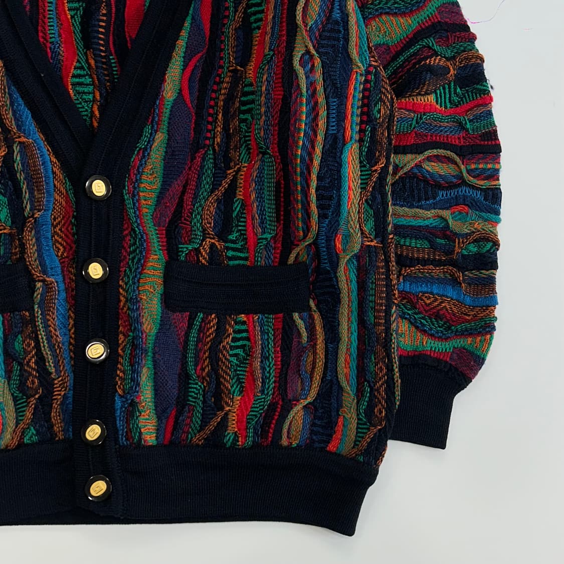 Emaroo 쿠지 패턴 니트 가디건 상품이미지5