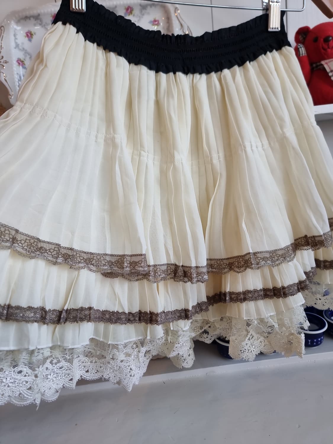 axes femme(엑시즈팜) 플리츠 레이스 캉캉 스커트 상품이미지2