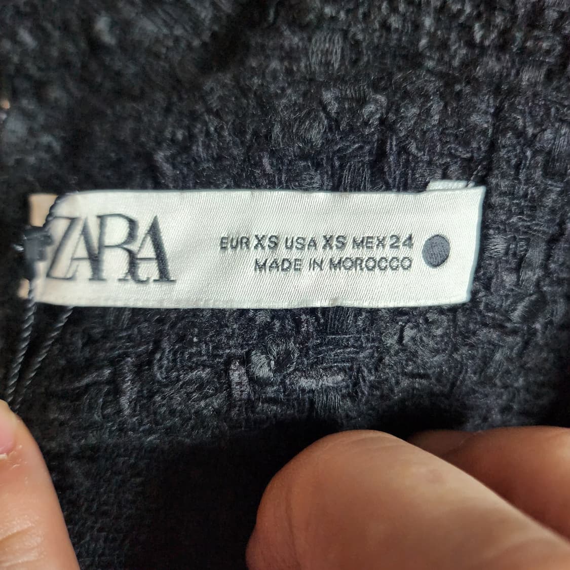 [XS] 새상품 자라 블랙 트위드 미니스커트 상품이미지3