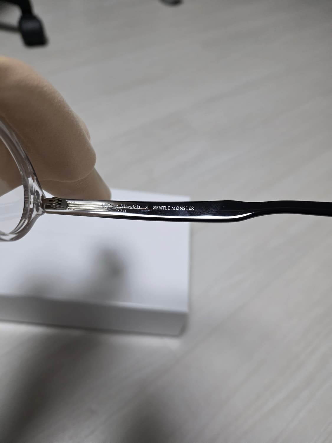 [OS] 젠틀몬스터 마르지엘라 안경 MM111 C1 팝니다 상품이미지8