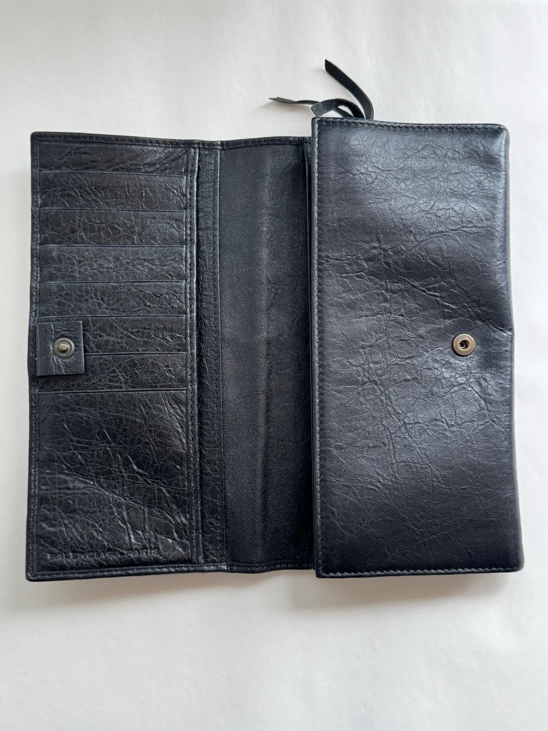 발렌시아가 모터 가죽 장지갑 블랙 상품이미지3