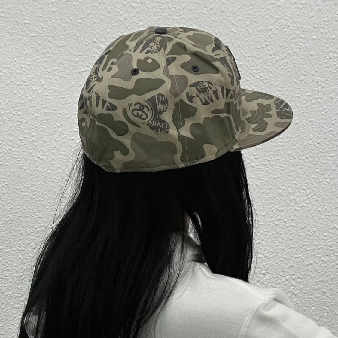 스투시 센터로고 카모 스냅백 상품이미지3