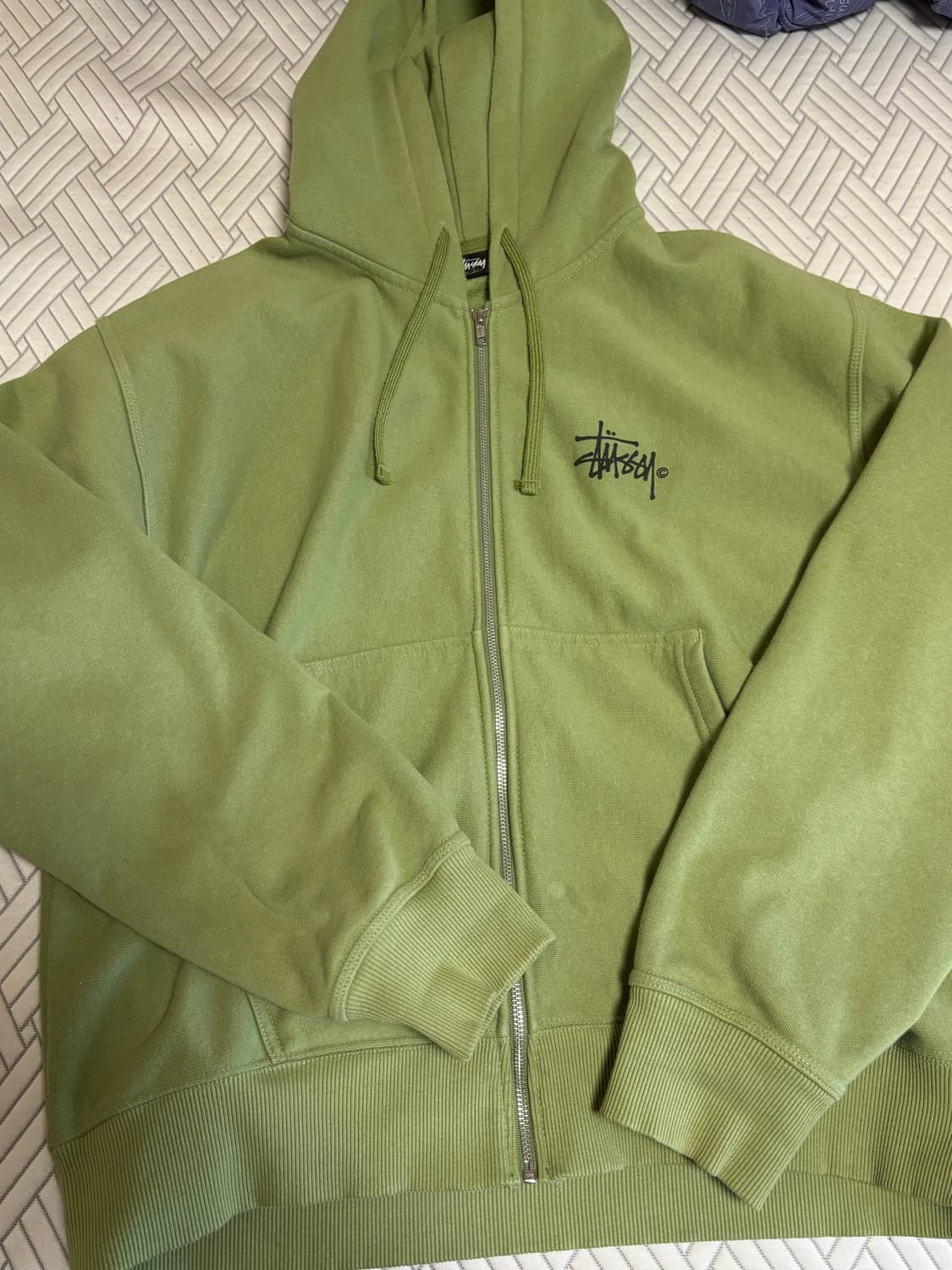 스투시 이스트 비너스 후드 집업 상품이미지2