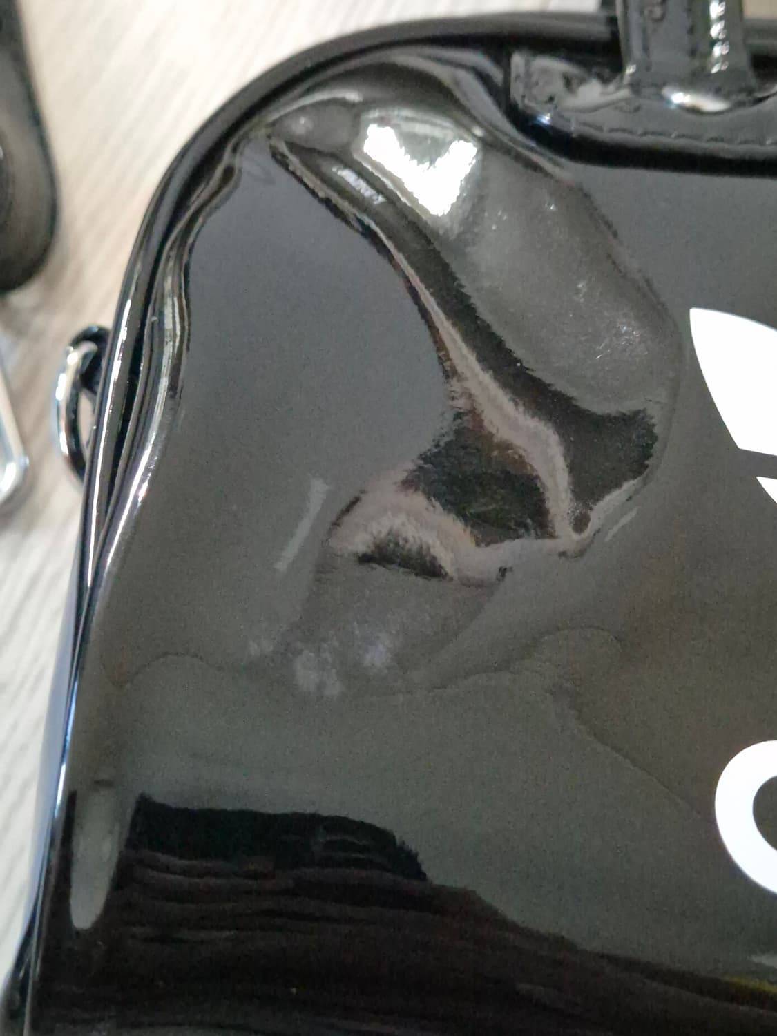 아디다스 에나멜 백 상품이미지3