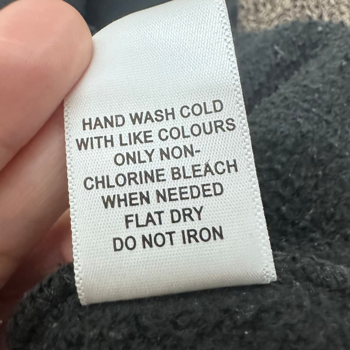 에센셜 기모 맨투맨 블랙 L 상품이미지9