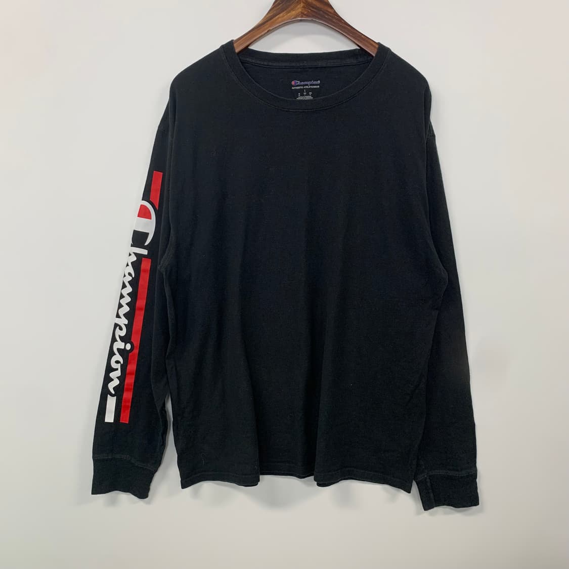 챔피온 레터링 블랙 롱슬리브 긴팔티 상품이미지2