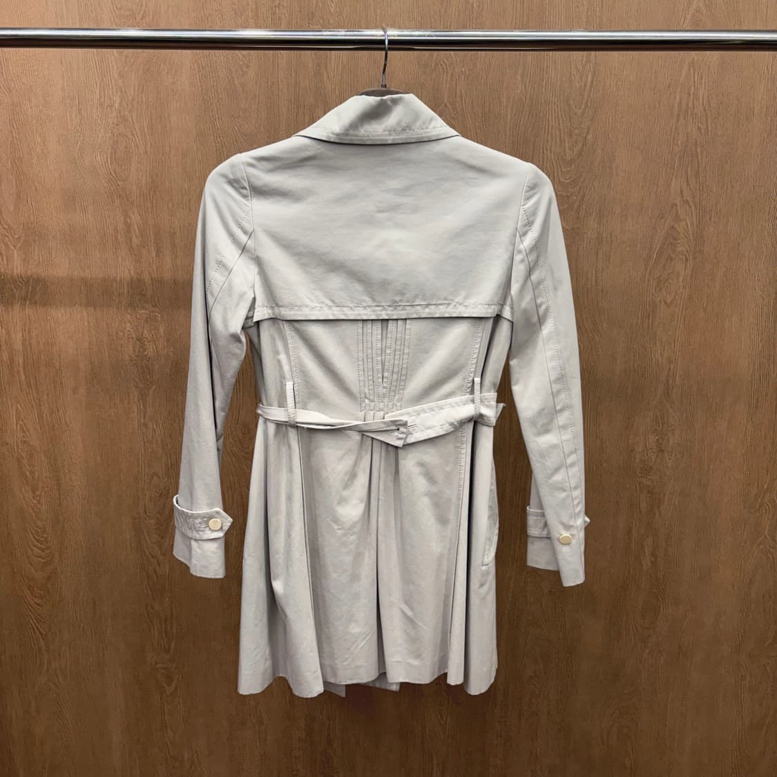 시스템 트렌치 코트 허리 벨트 셋인 숄더 더블 브레스티드 디테일 아이보리 상품이미지3