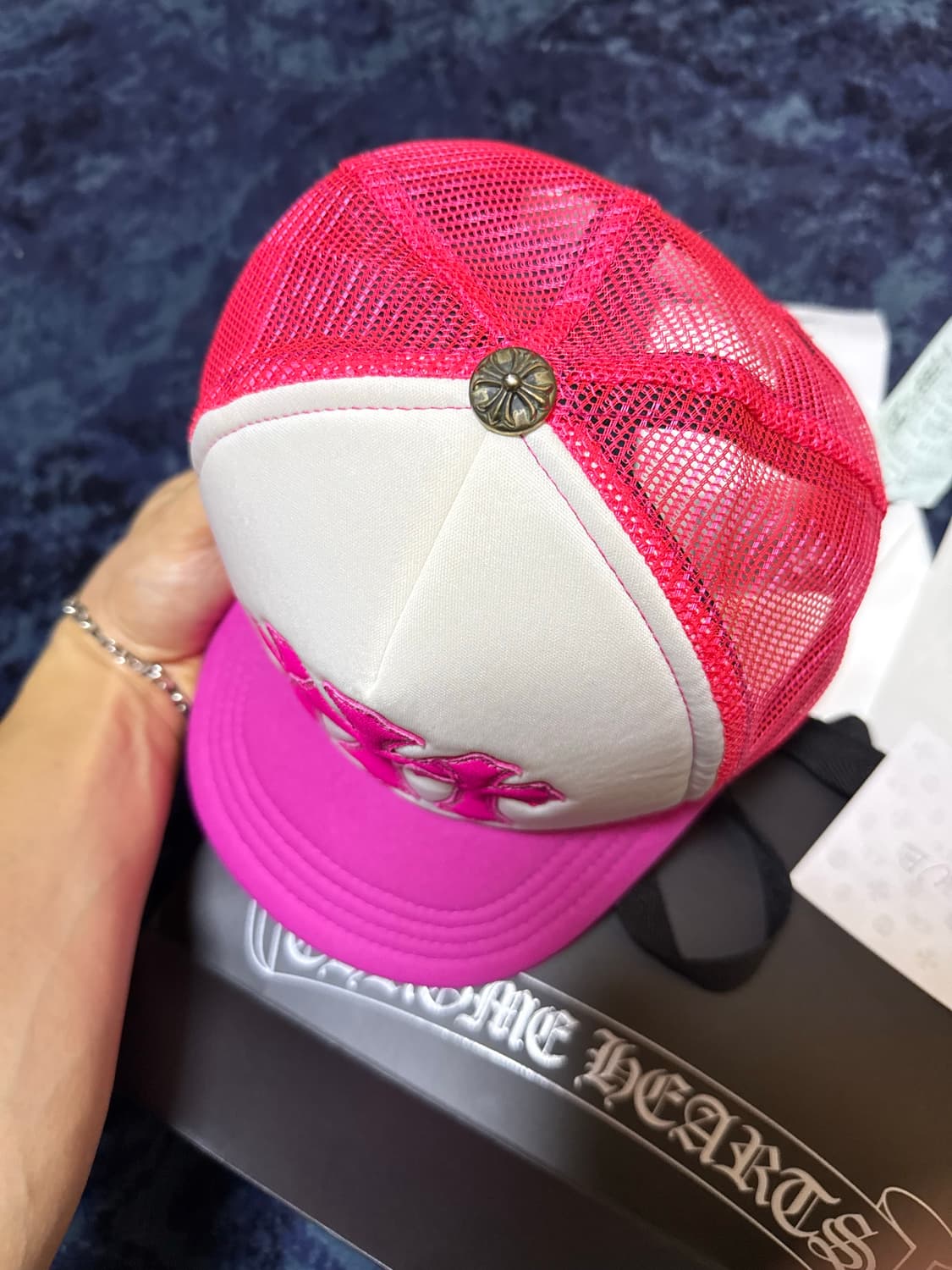 [OS]크롬하츠 세메터리 트리플크로스 패치 트러커캡 핑크 상품이미지4