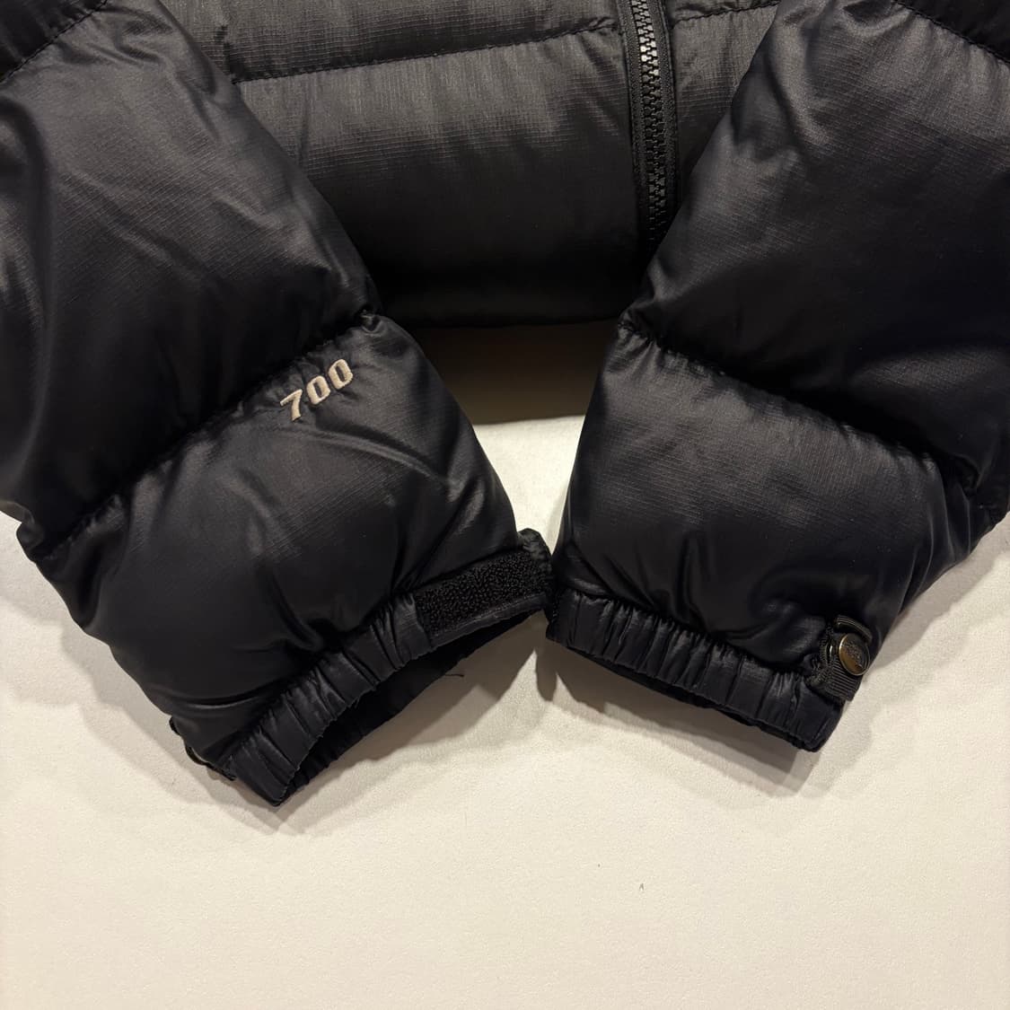 [85] 노스페이스 우먼 700 다운 블랙 패딩 점퍼 C196 상품이미지6