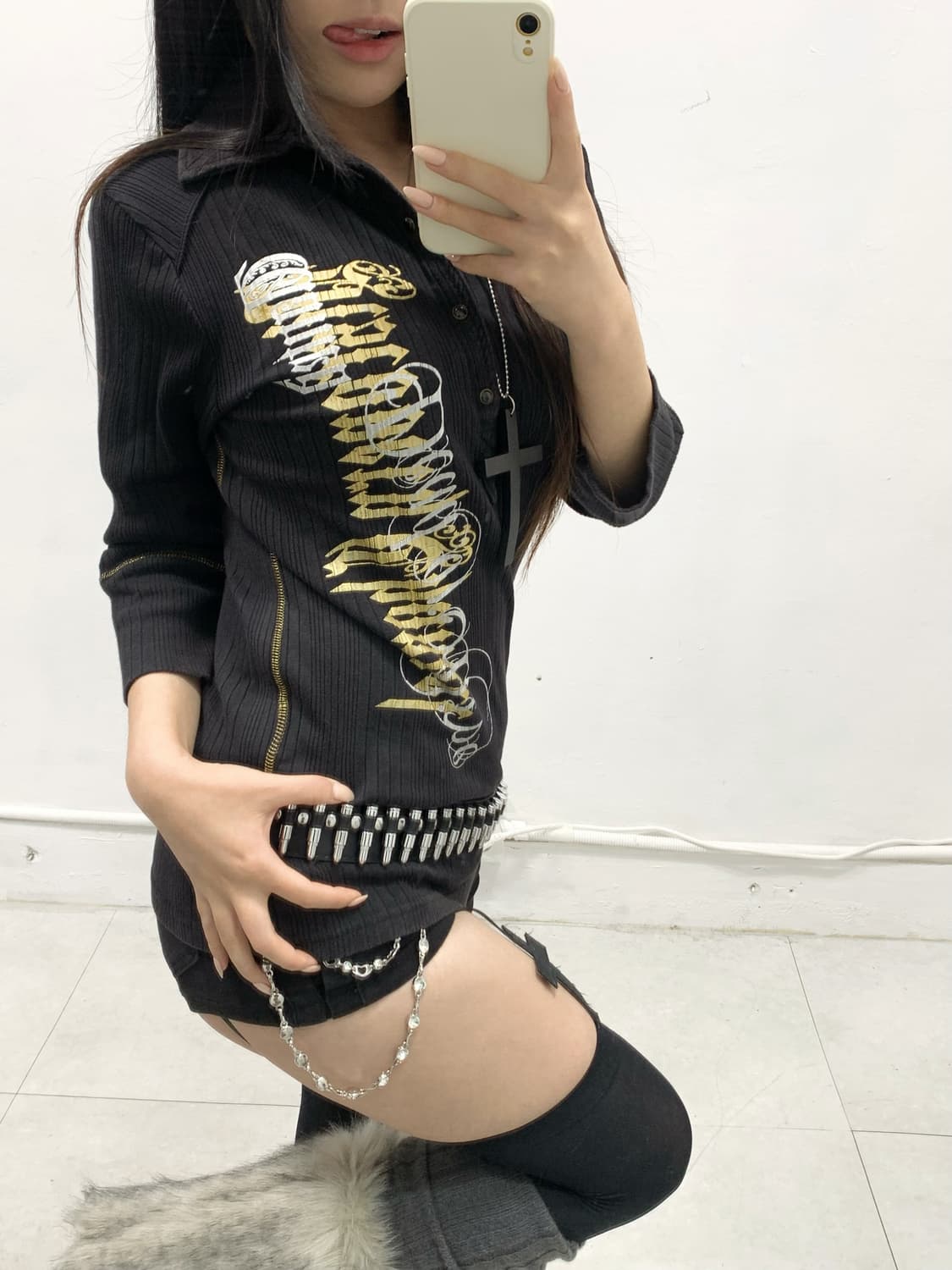 [ICOM] 펑크 고딕 골드 레터링 pk 롱슬리브 상품이미지4