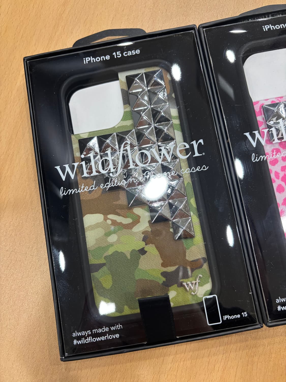 (새상품)와일드플라워 스터드 아이폰15 케이스 갸루케이스 상품이미지3