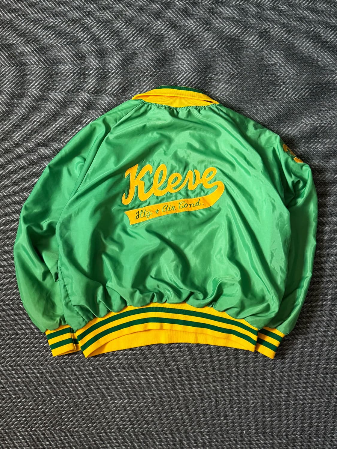 80s USA BUTWIN 빈티지 나일론 풀오버 (105-108) 상품이미지7