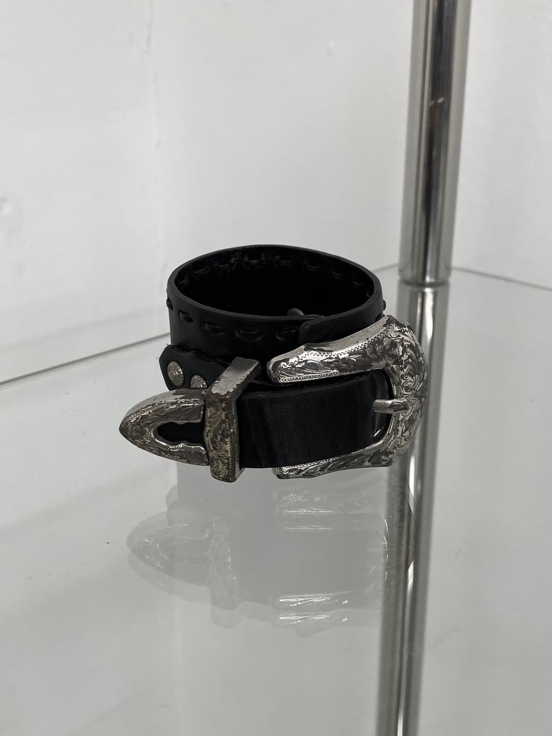 토가 풀라 레더 버클 팔찌 상품이미지1