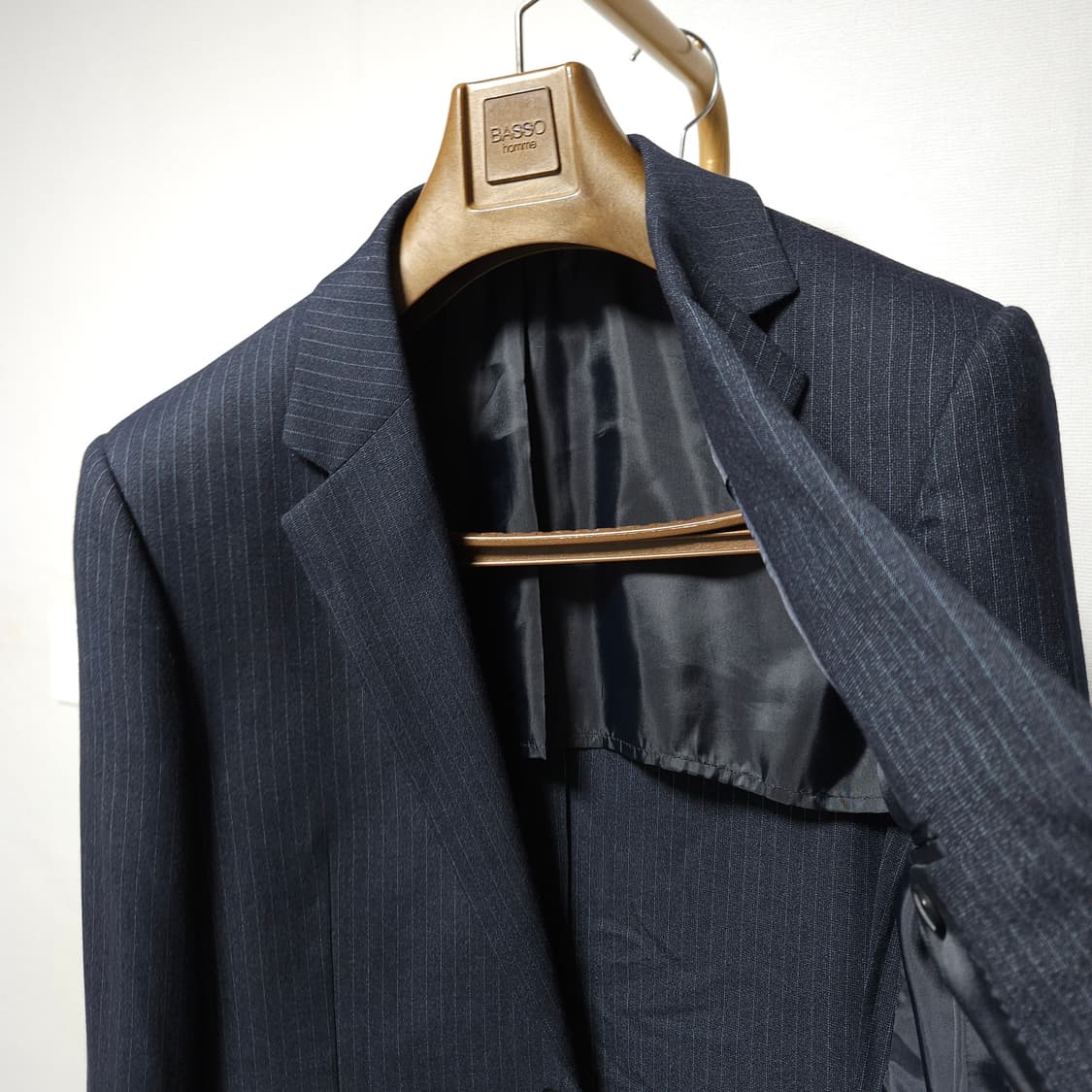 코모도 여름 스트라이프 슬림 정장 세트  상품이미지3