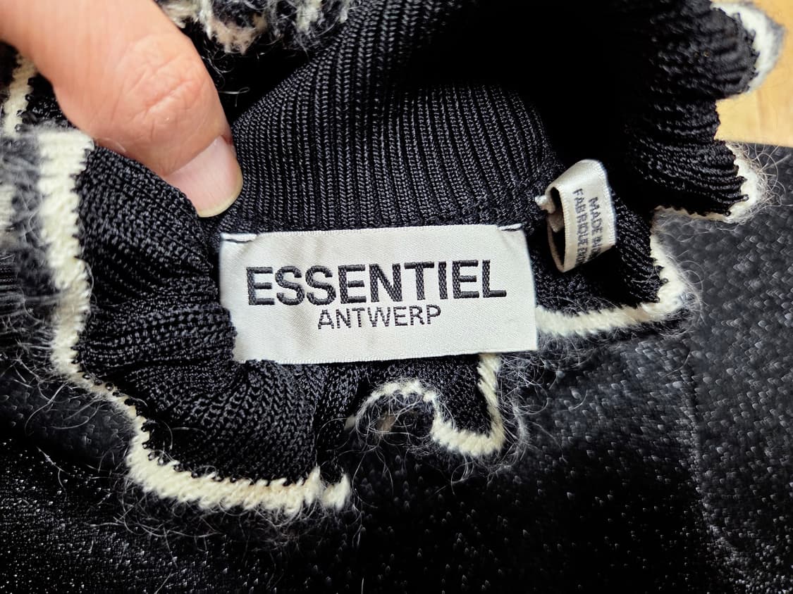 에센셜앤트워프(ESSENTIEL ANTWERP) 오리엔트 탑 프리사이즈 상품이미지5