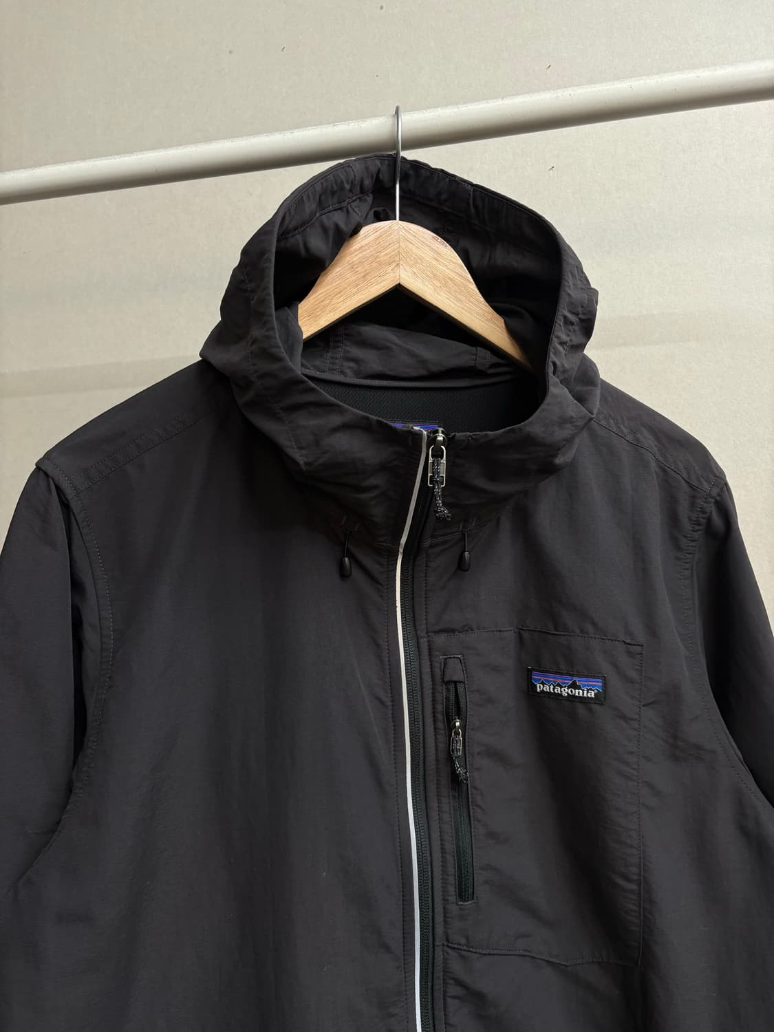 파타고니아 후디 바람막이 상품이미지1
