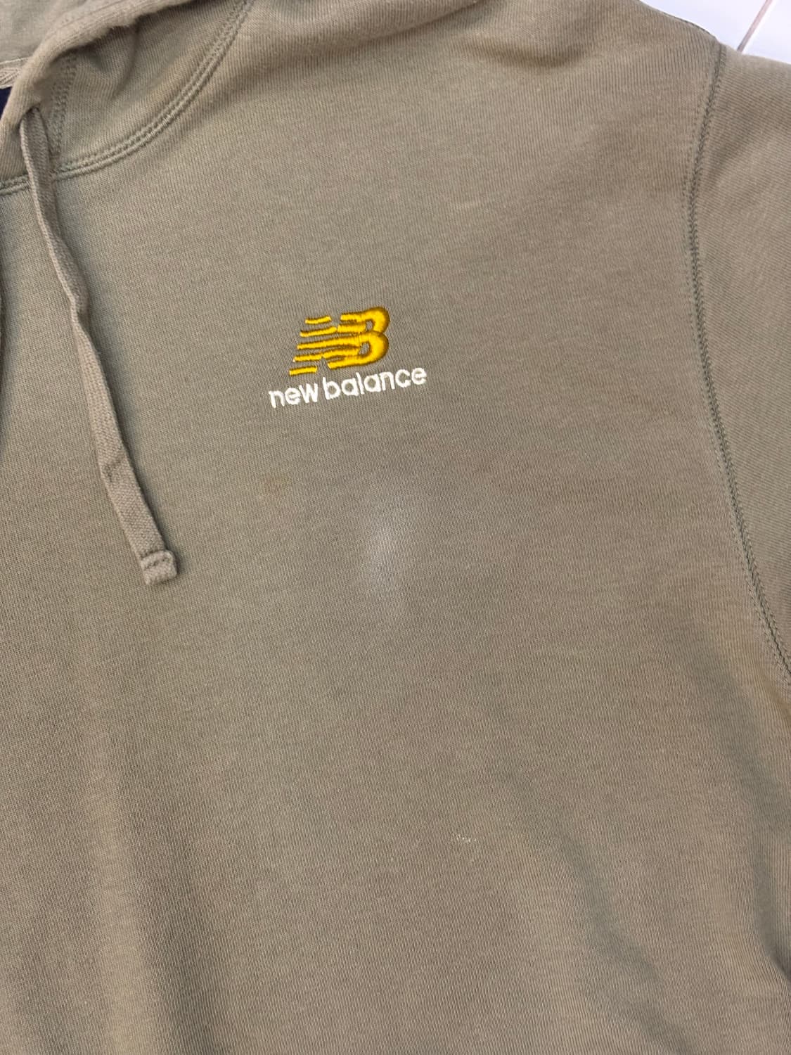 뉴발란스 크롭 후드티 상품이미지2
